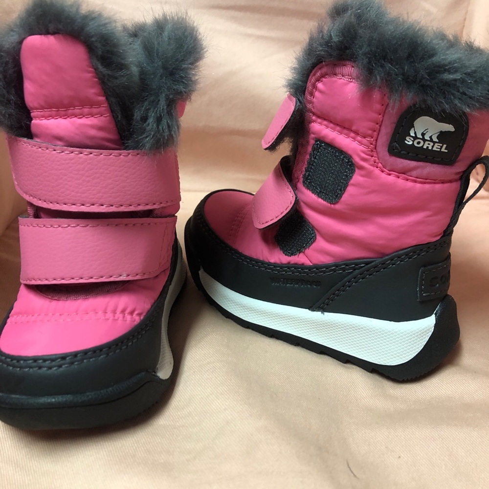 Toddler Sorel Snowboots, size 4